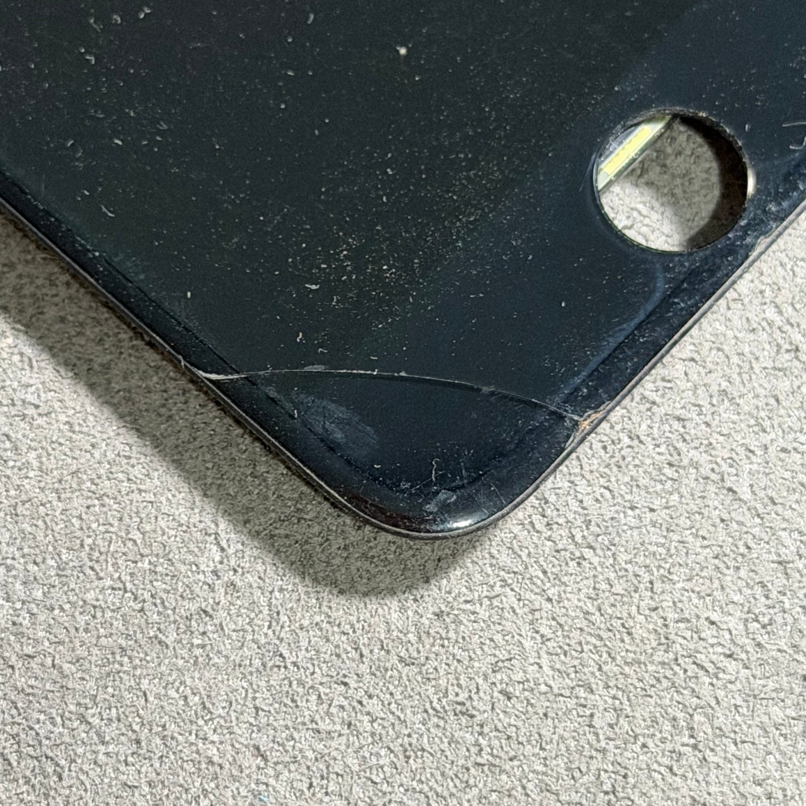 LCD Copotan original iPhone 7 warna hitam kondisi retak